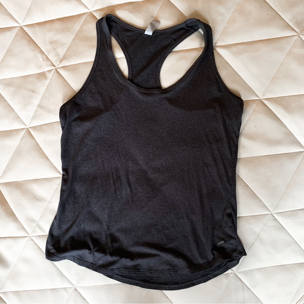 Marika • Active Top